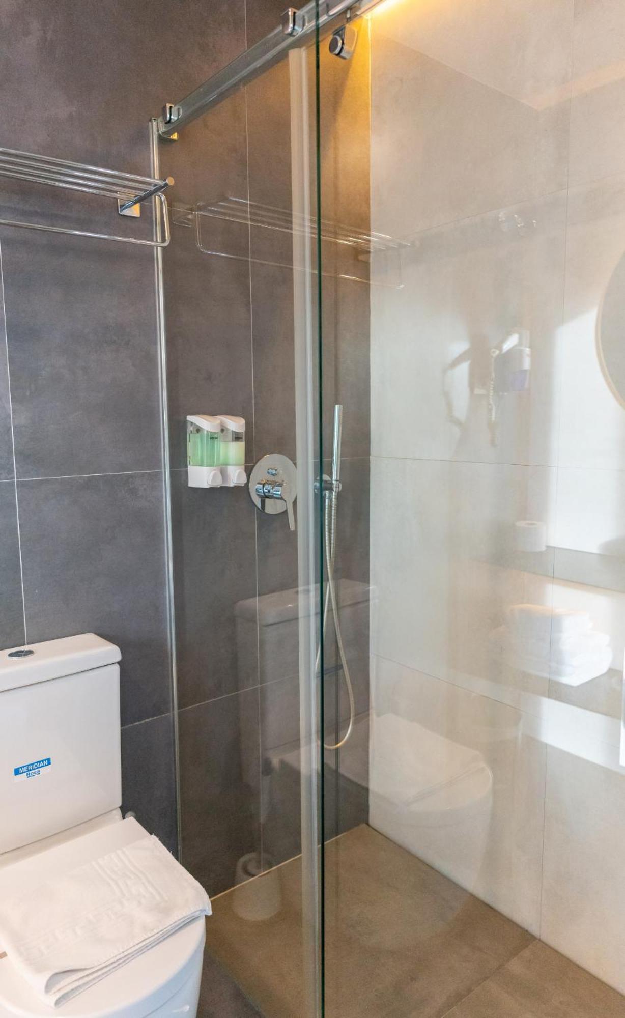 Hostal Carmen-Gran Via Мадрид Екстериор снимка