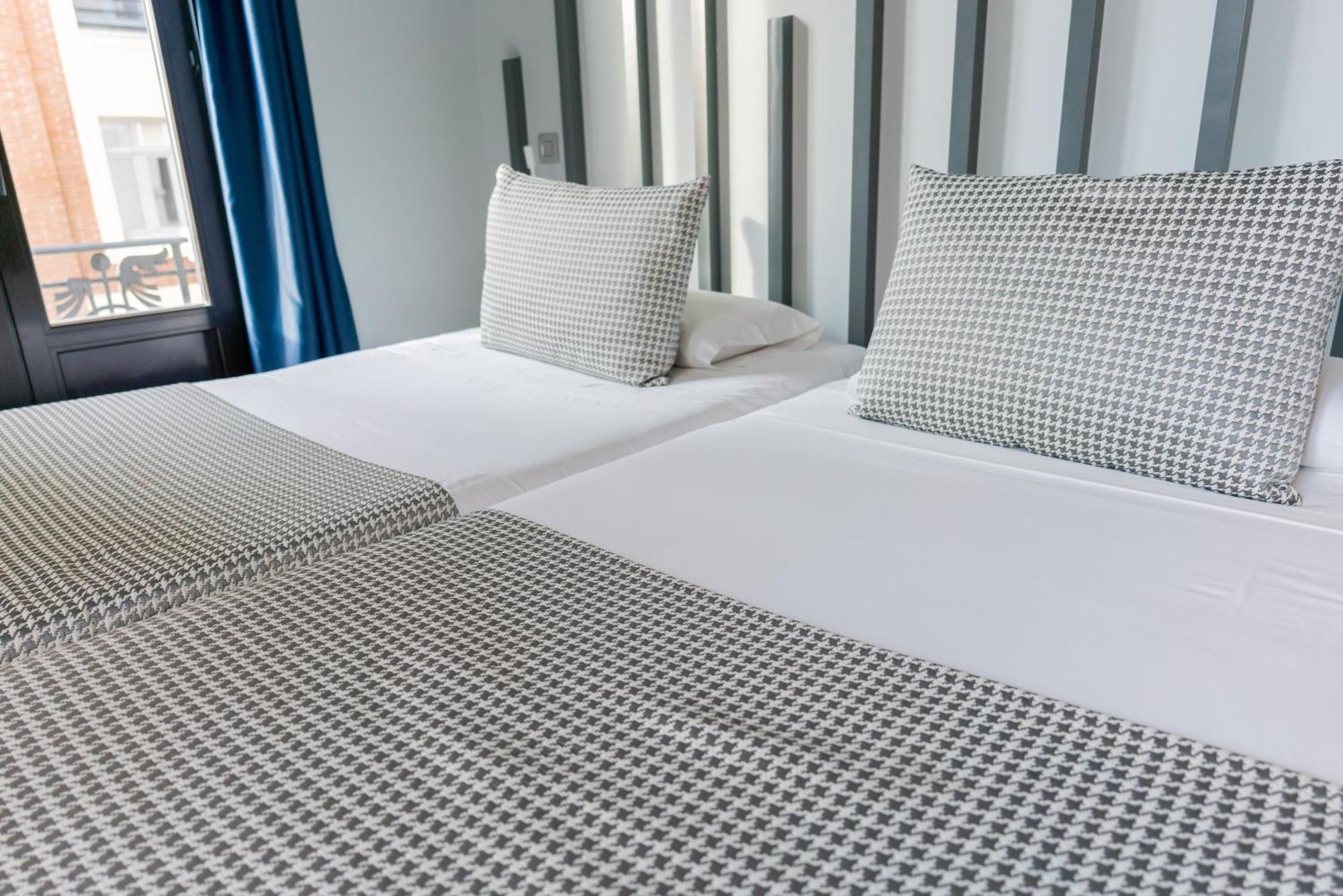 Hostal Carmen-Gran Via Мадрид Екстериор снимка